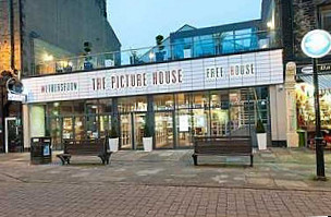The Picture House, Jd Wetherspoon open