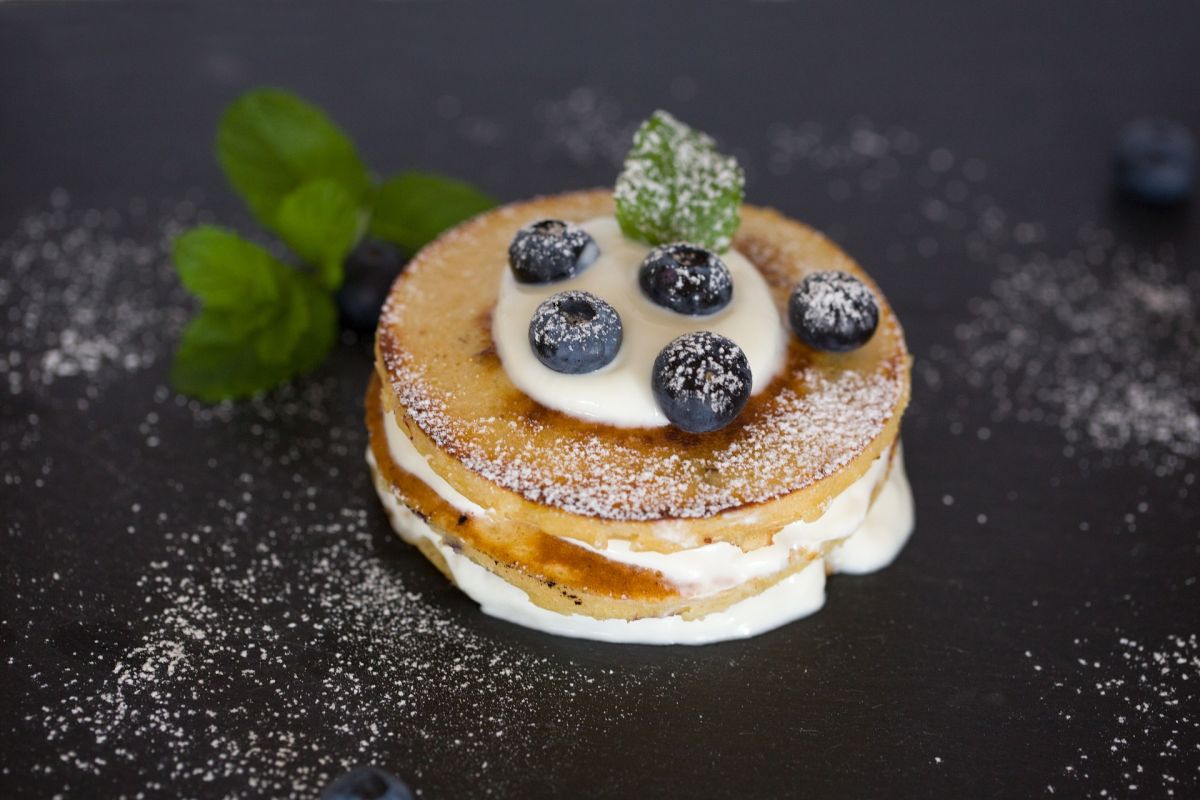 Blueberry pancakes: how to make them and what alternatives exist