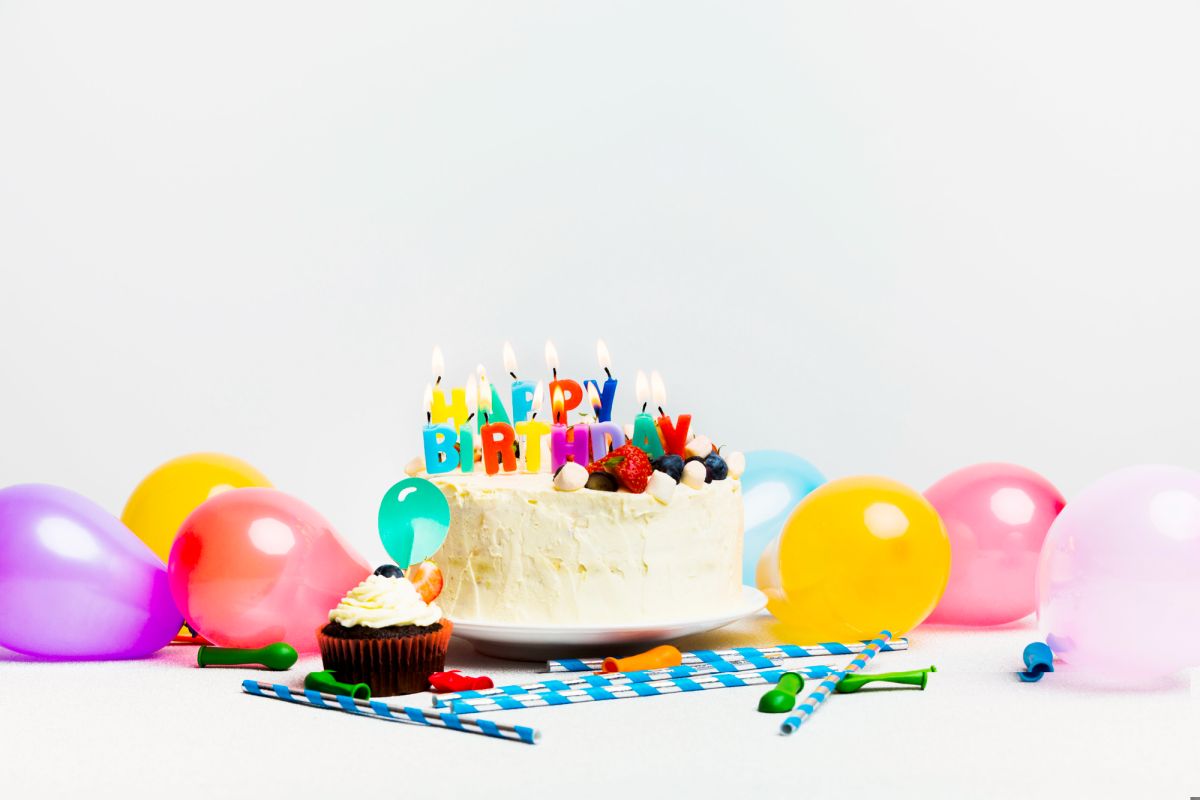Bolo de cebola, quiche, tarte - quer sejam doces ou salgados, os bolos são bons não só para aniversários