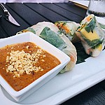 Pakpao Thai - Design District food