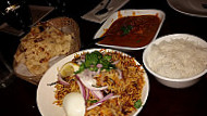 Aroma Indian Cuisine food
