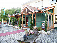 Rheinau-Pub outside