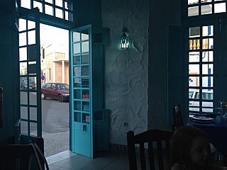 O Gaveto Restaurante aberto