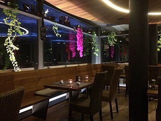 Restaurant Ambiente geöffnet