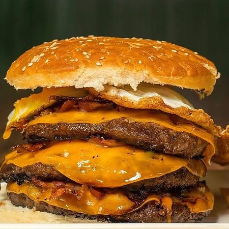  Un homme a mangé des Big Mac tous les jours pendant 50 ans  Stout-burgers-american-1531909177