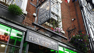 Benny's Finest Fish And Chips opening hours