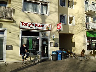 Tonys Pizza tisch buchen