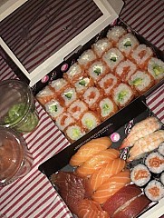 Sushi Plaza heures d'affaires