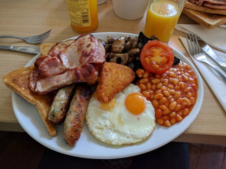 Komplettes englisches Frühstück
